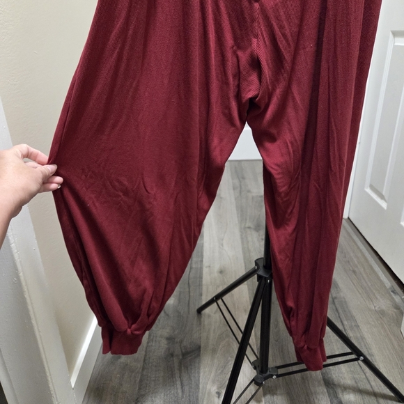 Halara Ribbed Knit Cut-Out Back Stretchy Slouchy Jumpsuit - Picture 8 of 10